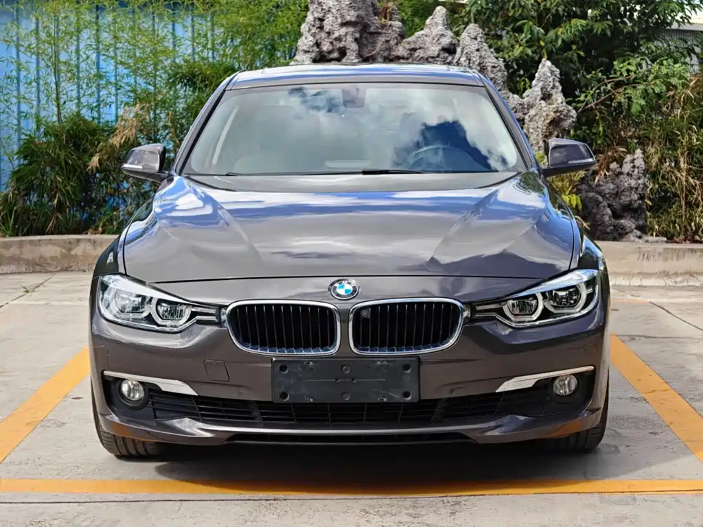 BMW 3 Series — миниатюра 2