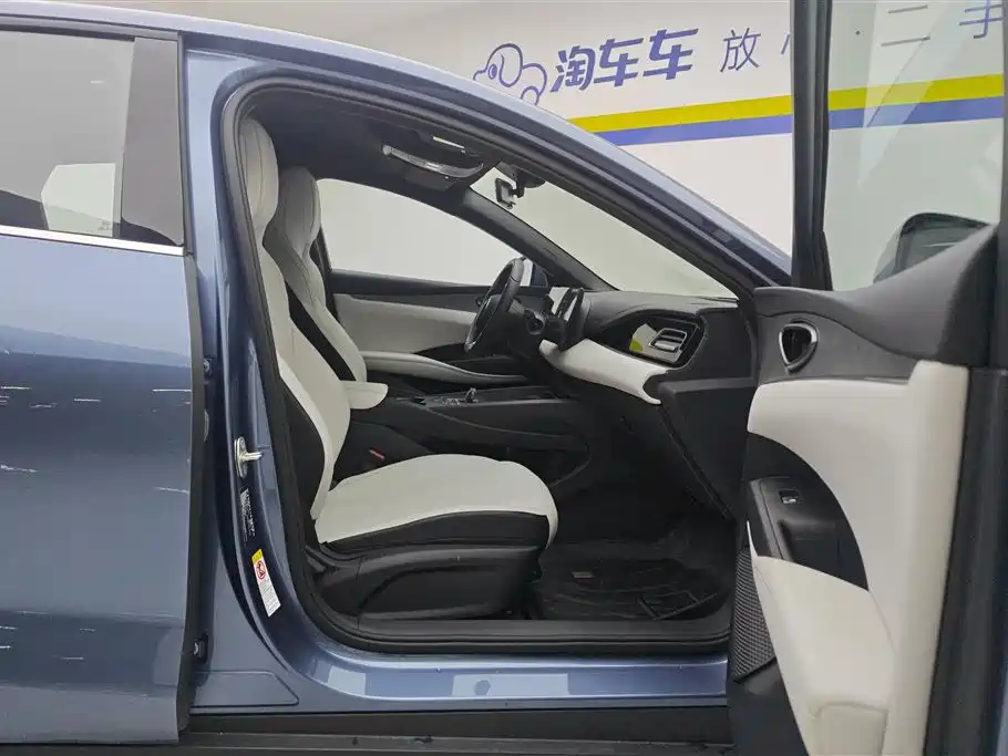 BYD Seal 06 06 2024 DM-i 80KM Luxury