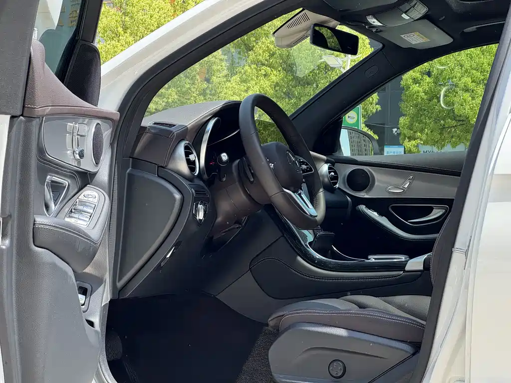 Mercedes-Benz GLC 2020 GLC 260 L 4MATIC