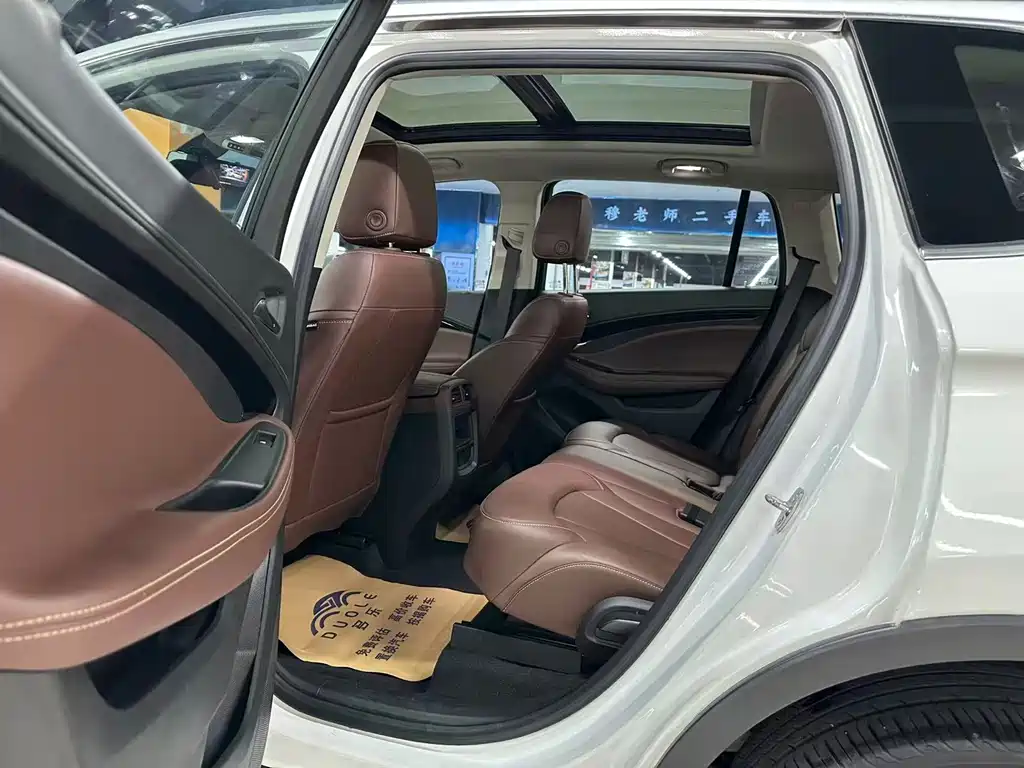 Buick Envision Plus — миниатюра 6