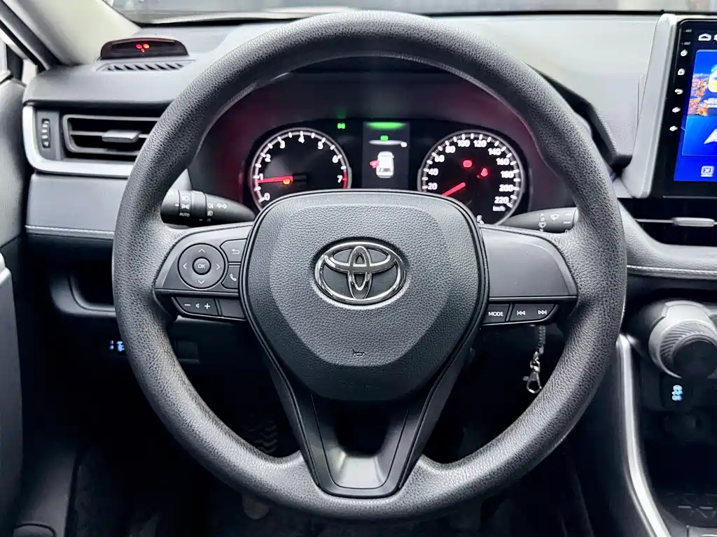 Toyota Wildlander — миниатюра 8