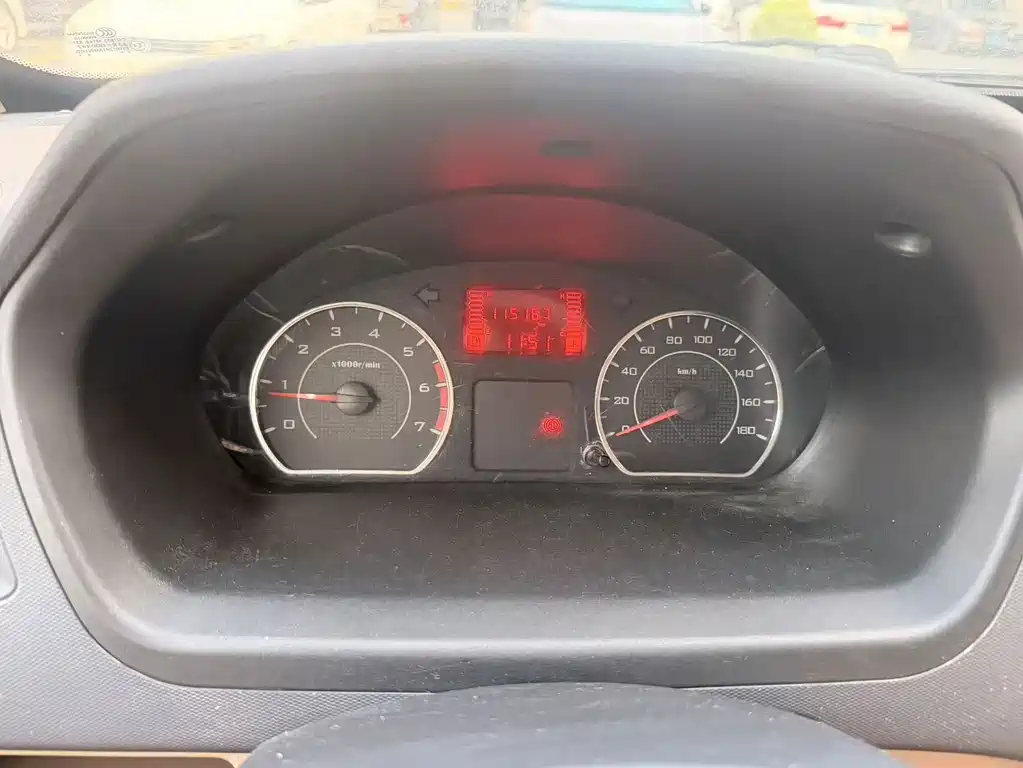 Wuling Rongguang — миниатюра 22