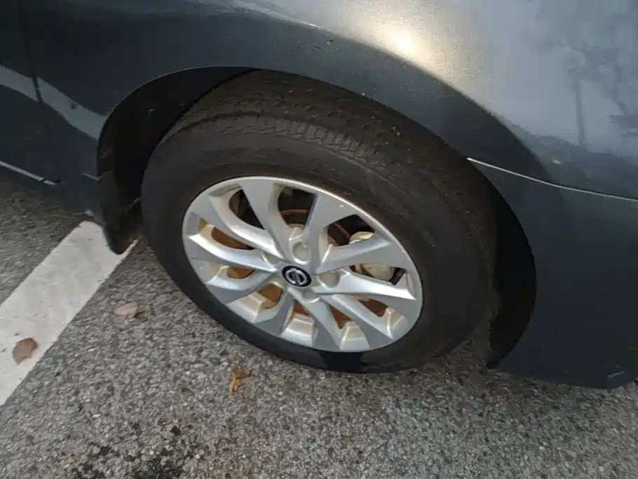 Nissan Sylphy — миниатюра 6