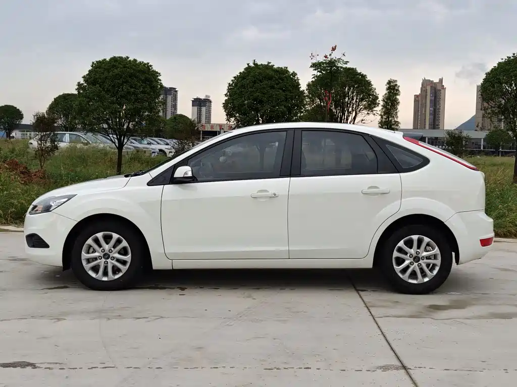 Ford Focus — миниатюра 4
