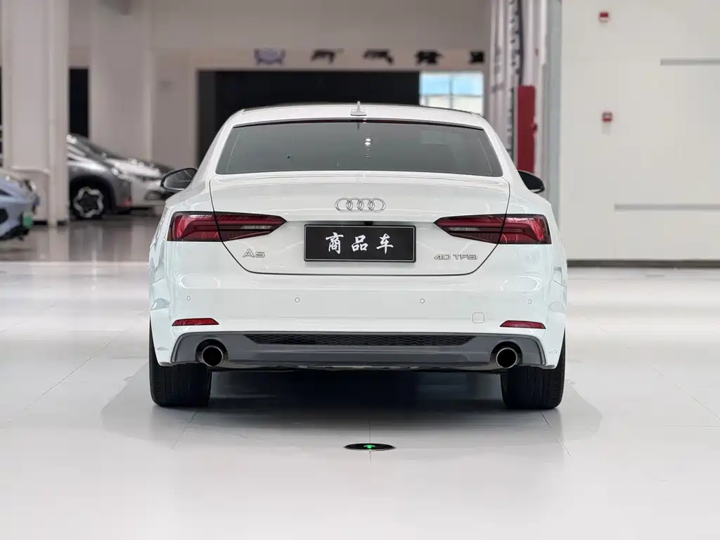 Audi A5 (Import) — миниатюра 8