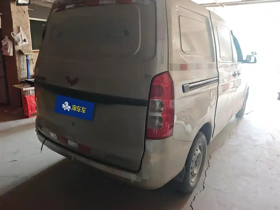 Wuling Rongguang V — миниатюра 3