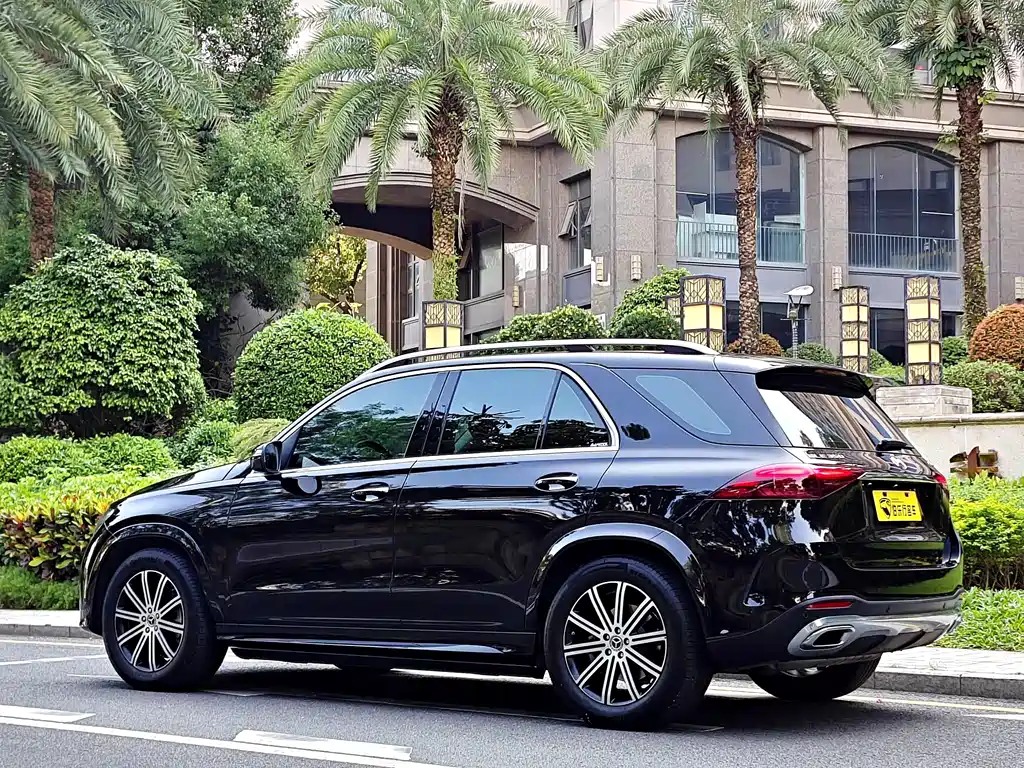 Mercedes-Benz GLE (Import) — миниатюра 34