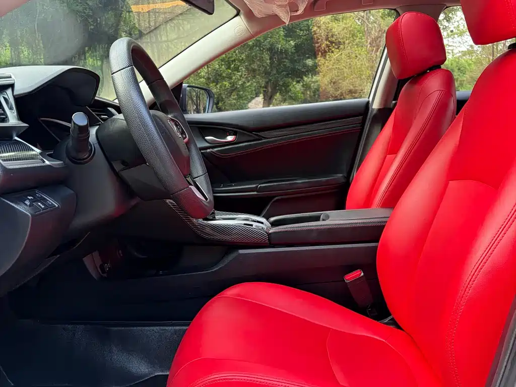 Honda Civic — миниатюра 10