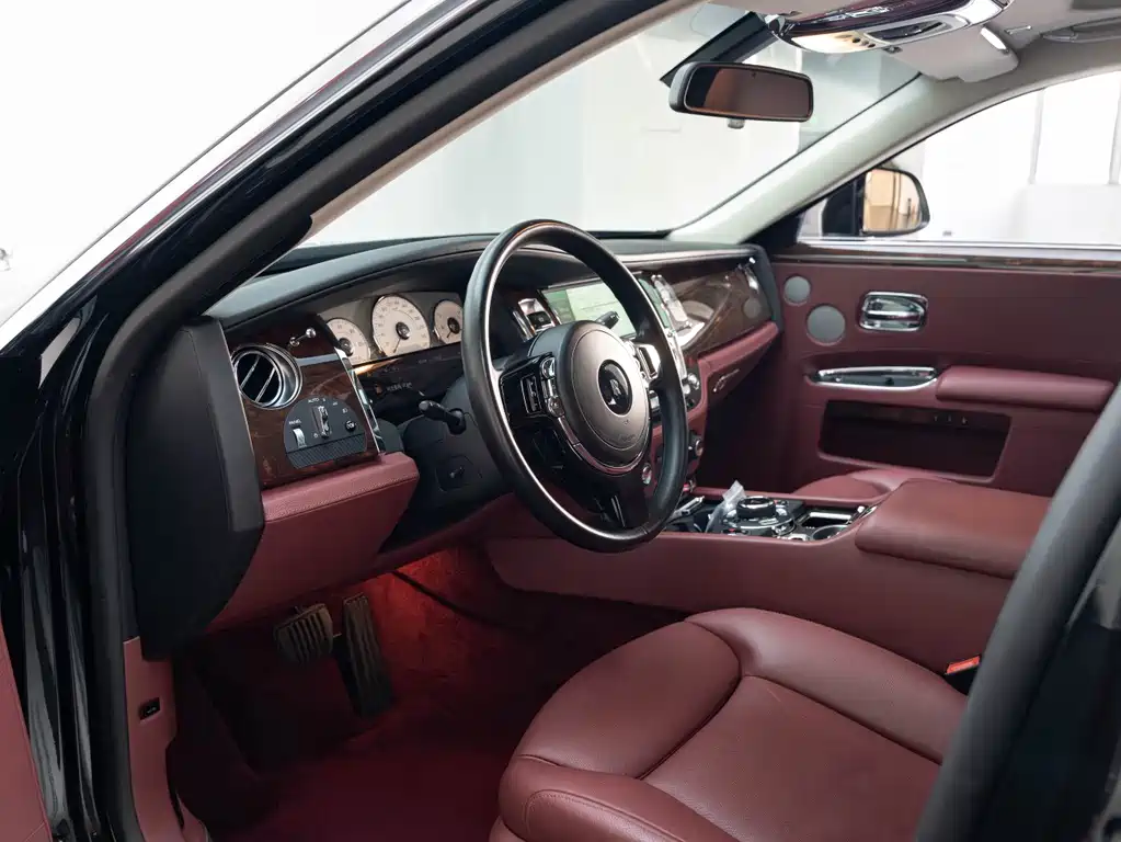 Rolls-Royce Ghost 2015 Series II Long Wheelbase