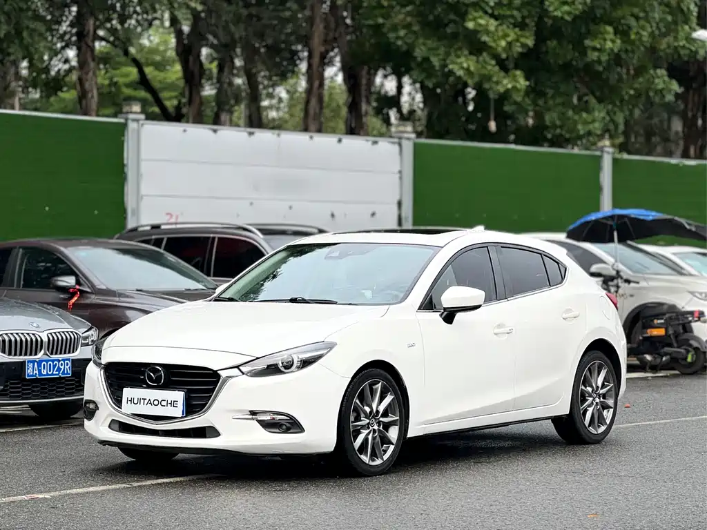 Mazda 3 Axela 2017