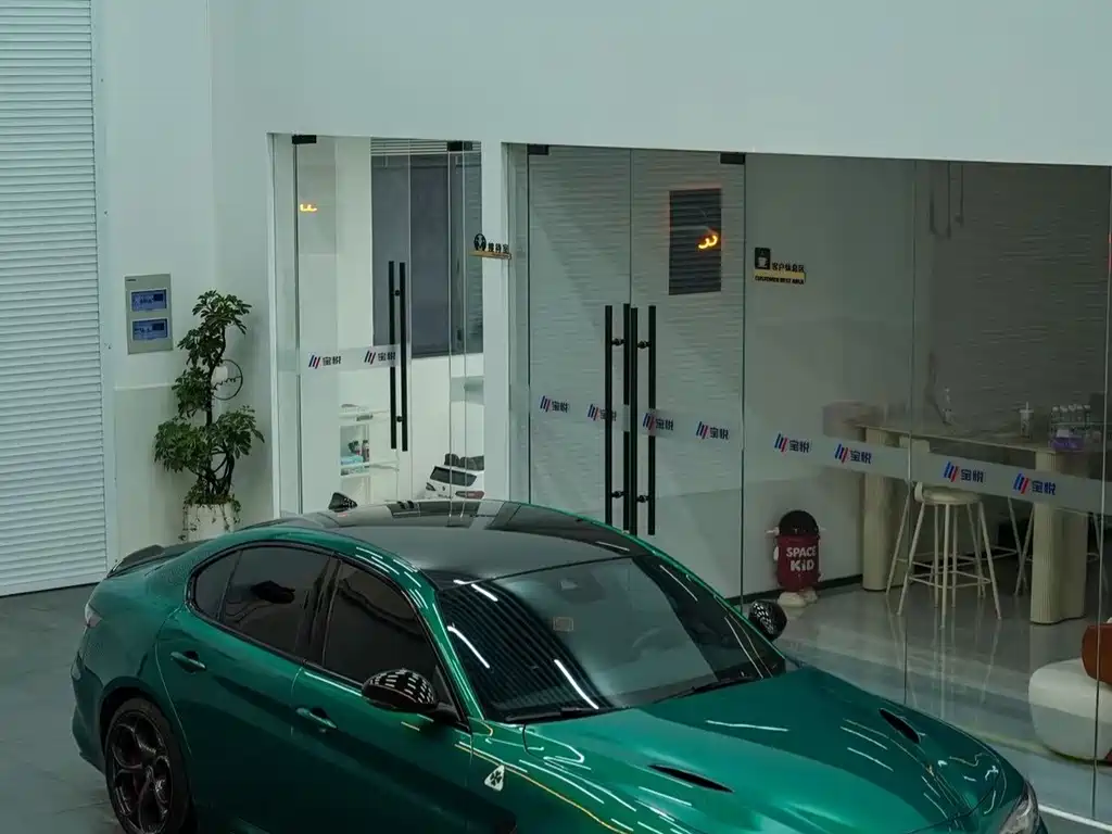 Alfa Romeo Giulia — миниатюра 5