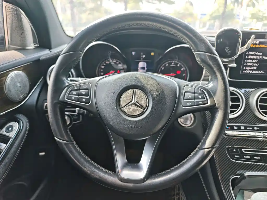 Mercedes-Benz GLC — миниатюра 8