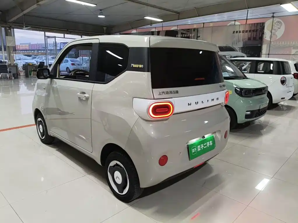 Wuling MINIEV — миниатюра 5