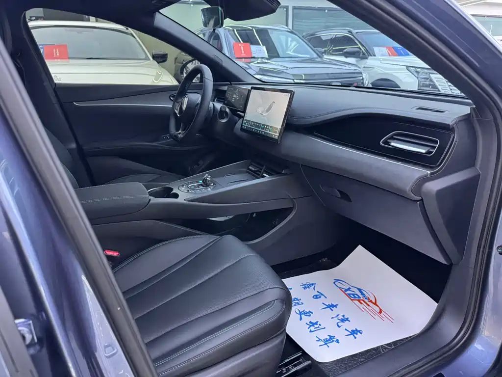 BYD Seal 06 06 2025 DM-i Smart Drive 80KM Luxury