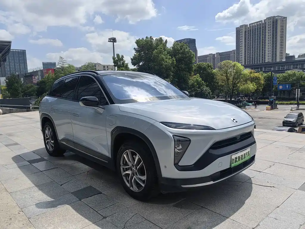 NIO ES6 — миниатюра 3