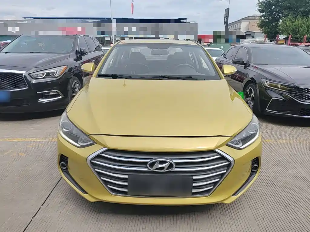 Hyundai Elantra — миниатюра 3