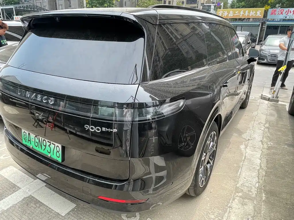Lynk & Co 900 — миниатюра 8