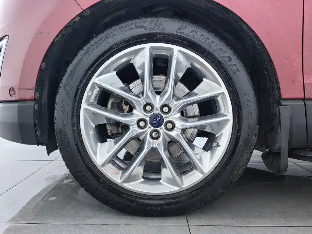 Ford Edge — миниатюра 17