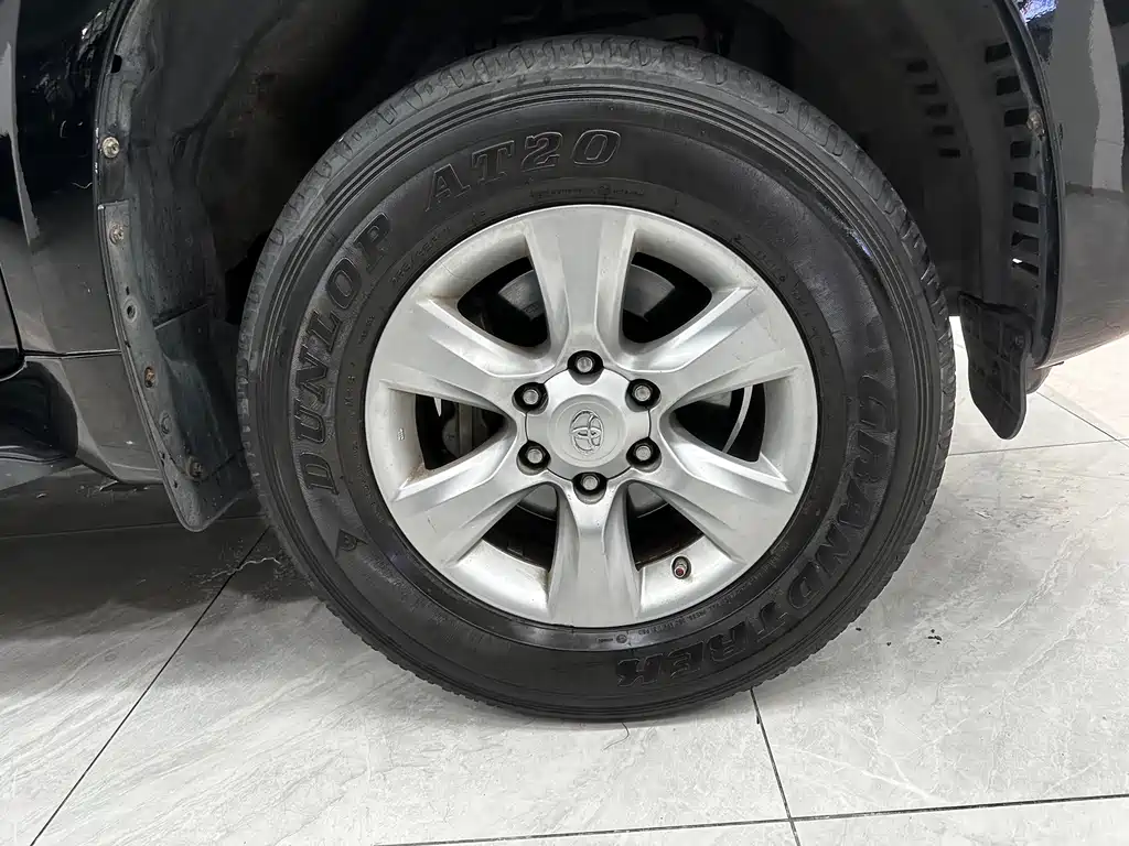 Toyota Prado (Import) — миниатюра 16