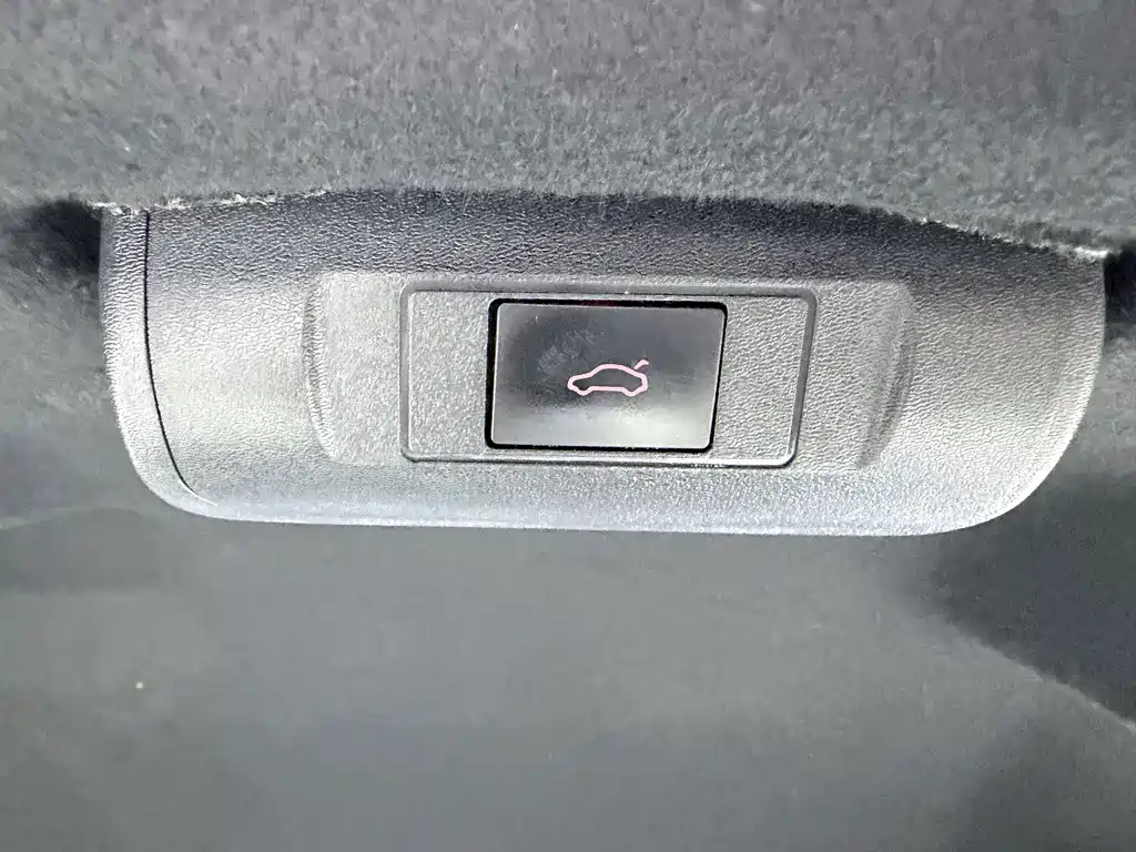 Lexus ES — миниатюра 11