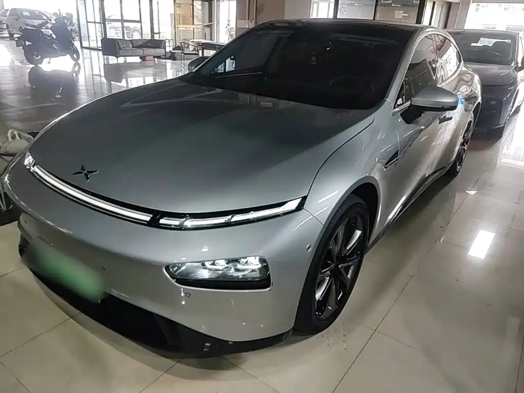 XPeng P7 — миниатюра 2