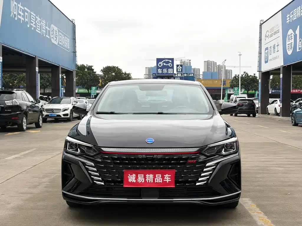 Dongfeng Aeolus Yixuan Max MAX 2022 1.5T