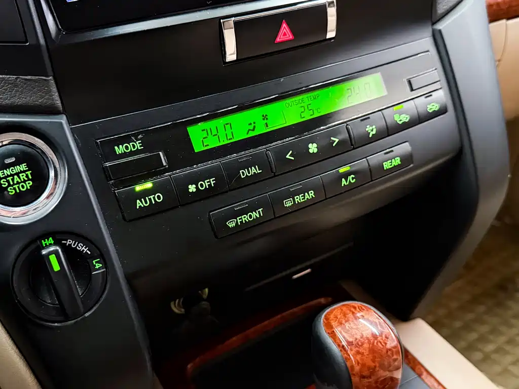 Toyota Land Cruiser — миниатюра 14