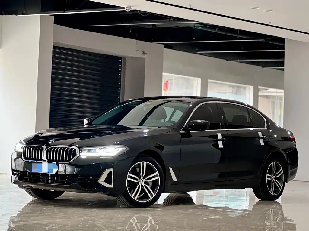 BMW 5 Series 2022