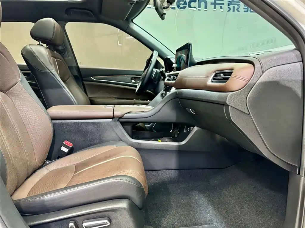 Honda UR-V id 4583610 из Китая 10