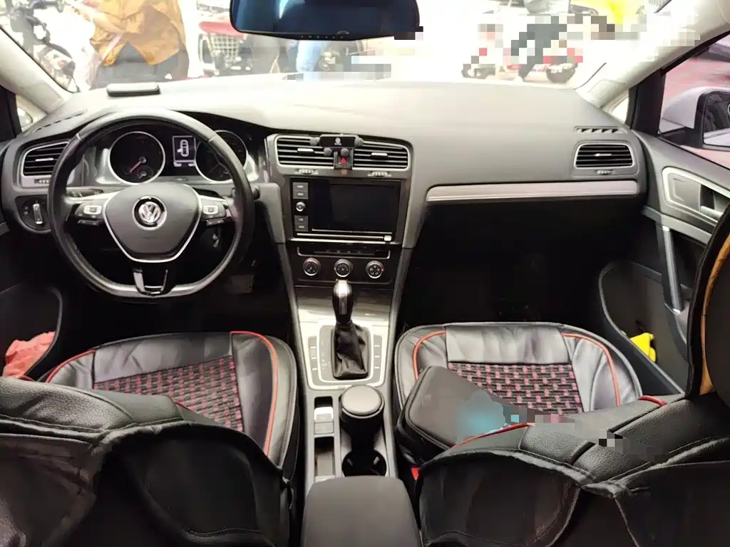 Volkswagen Golf — миниатюра 10