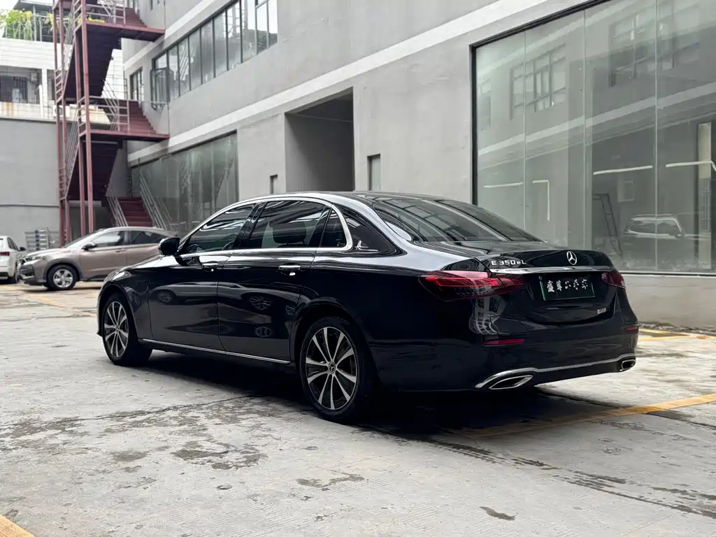 Mercedes-Benz E-Class New Energy — миниатюра 15