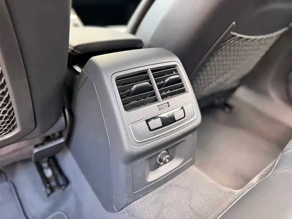 Audi RS 4 — миниатюра 19