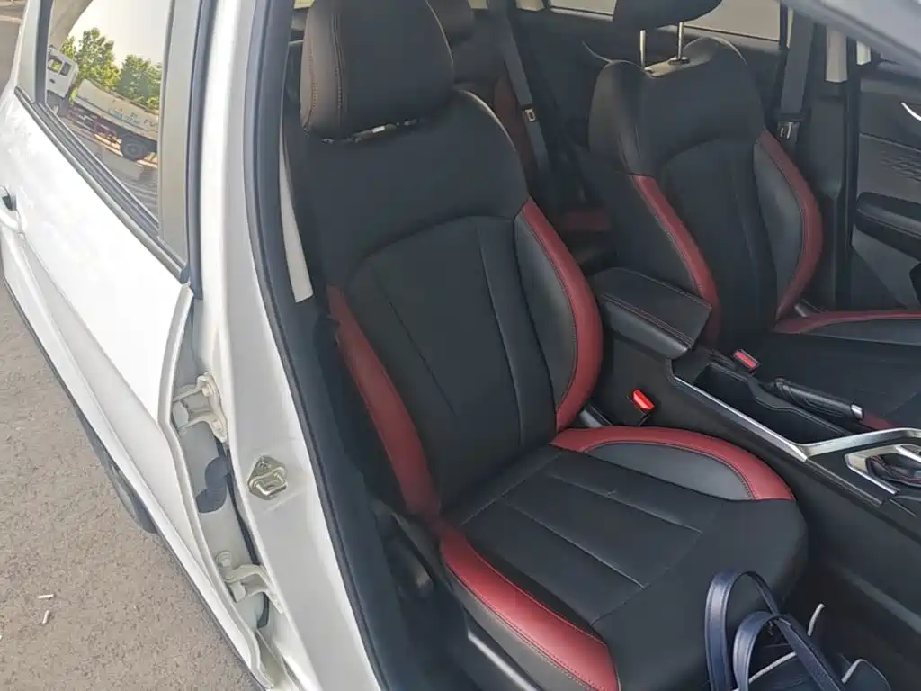 Geely Vision X3 — миниатюра 20