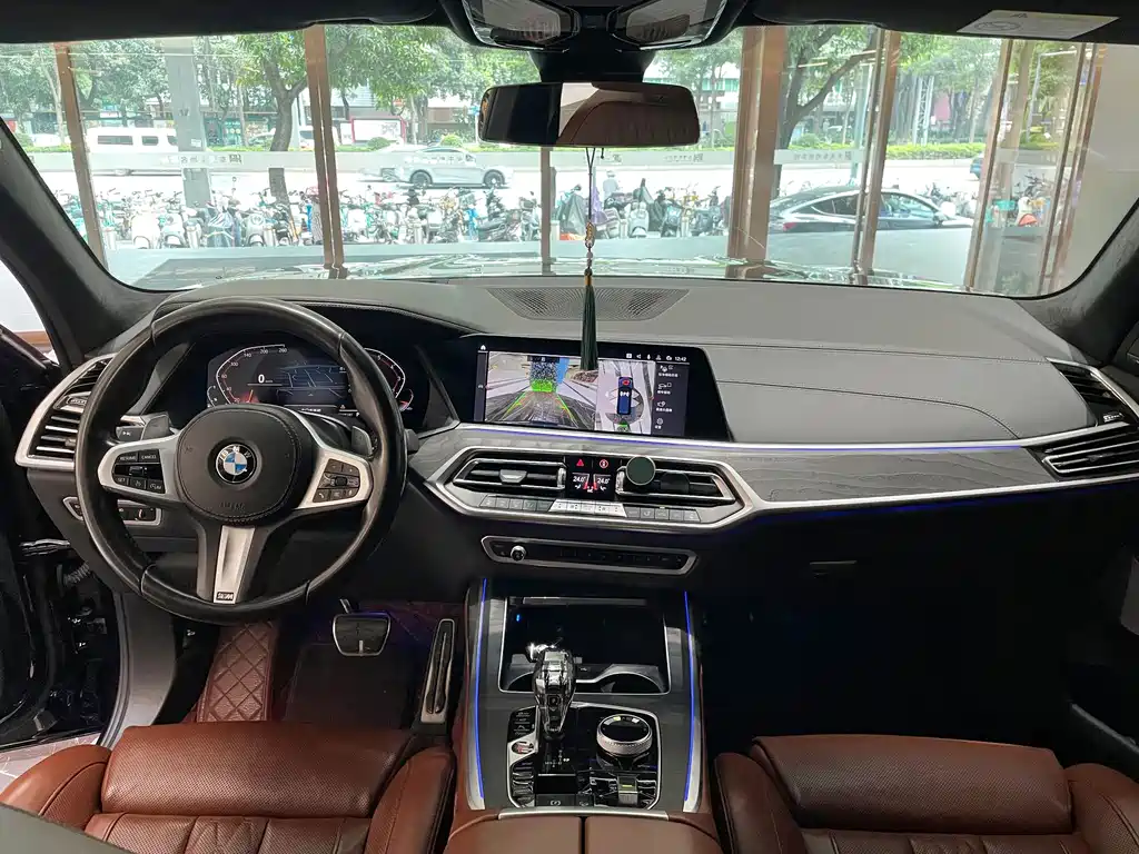 BMW X7 — миниатюра 19