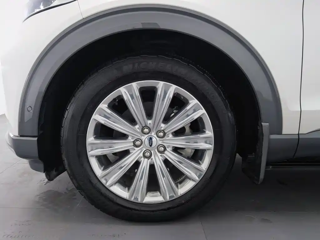 Ford Explorer — миниатюра 17