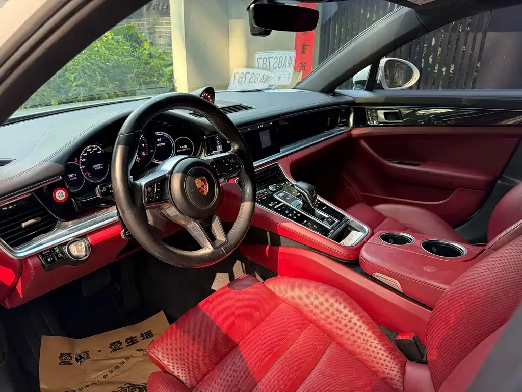 Porsche Panamera — миниатюра 4
