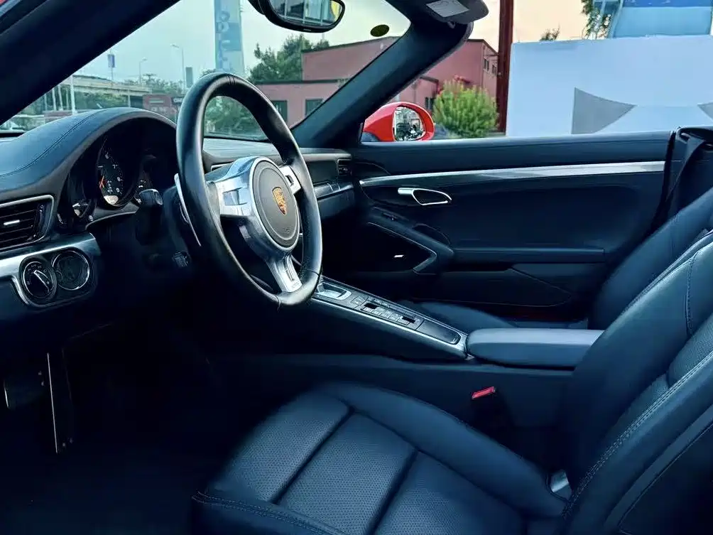Porsche 911 — миниатюра 10