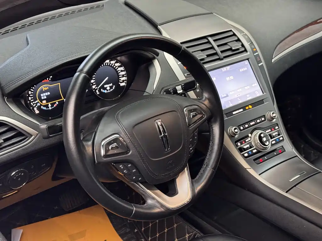 Lincoln MKZ — миниатюра 16