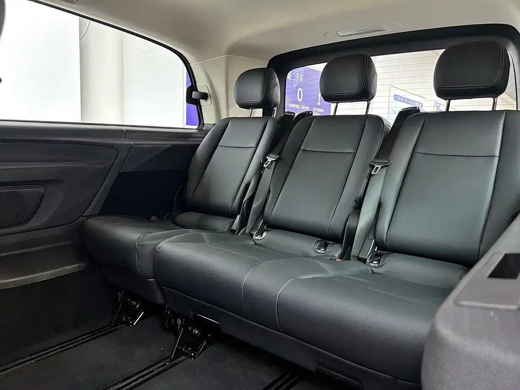 Mercedes-Benz Vito — миниатюра 10