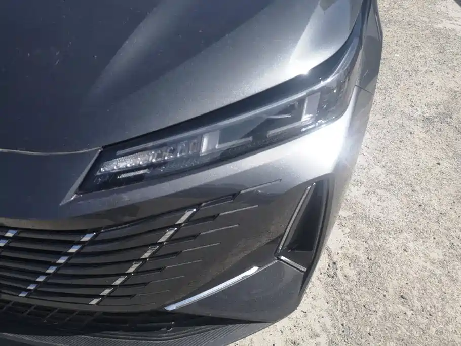 Changan Eado — миниатюра 5