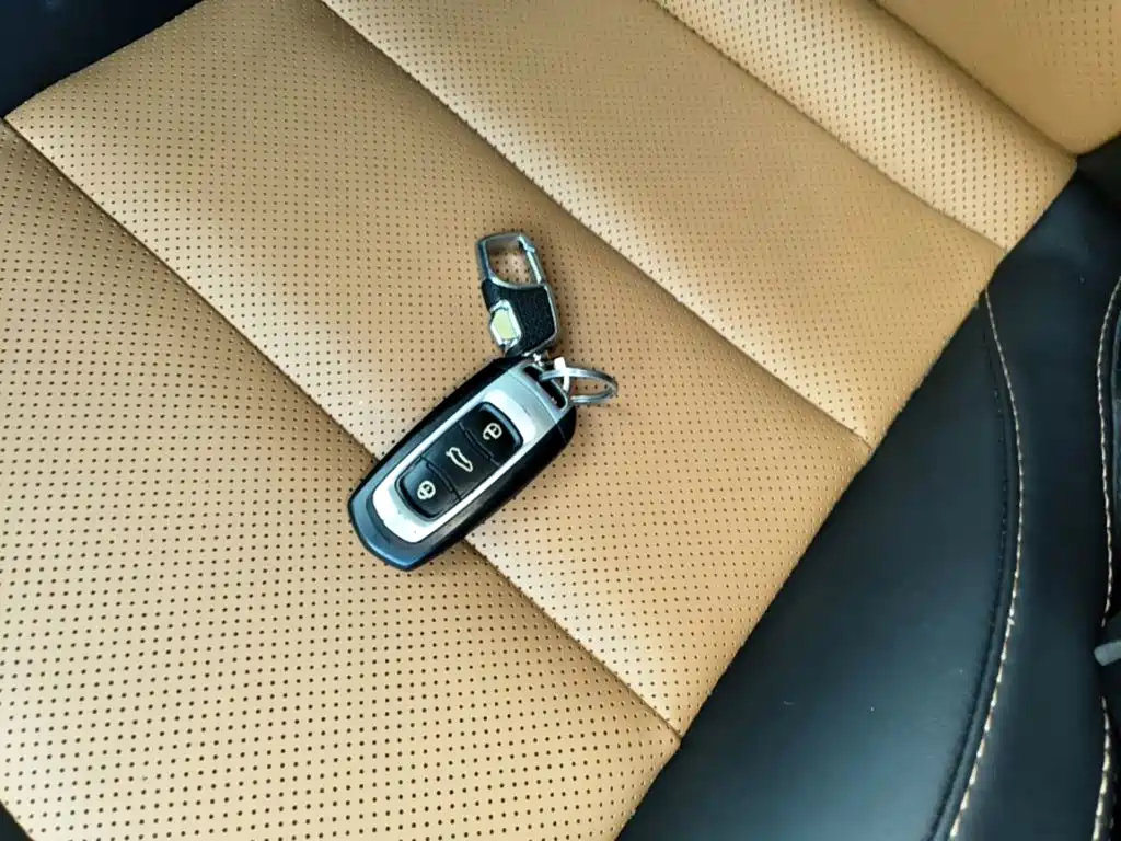 Geely Vision S1 — миниатюра 9