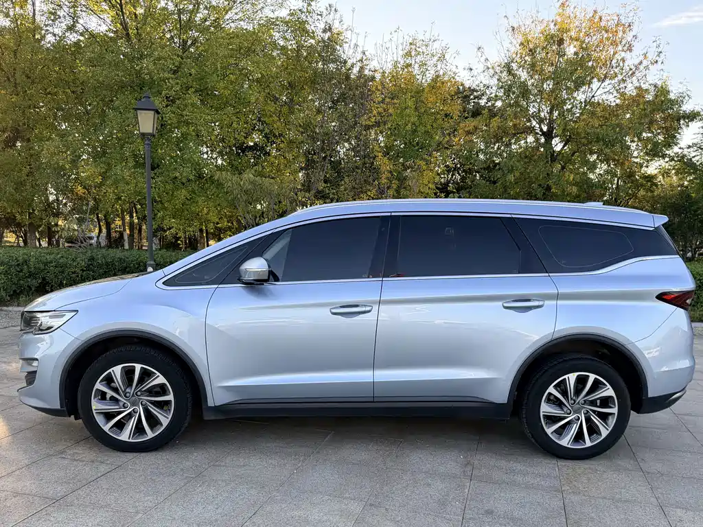 Geely Jia Ji — миниатюра 4