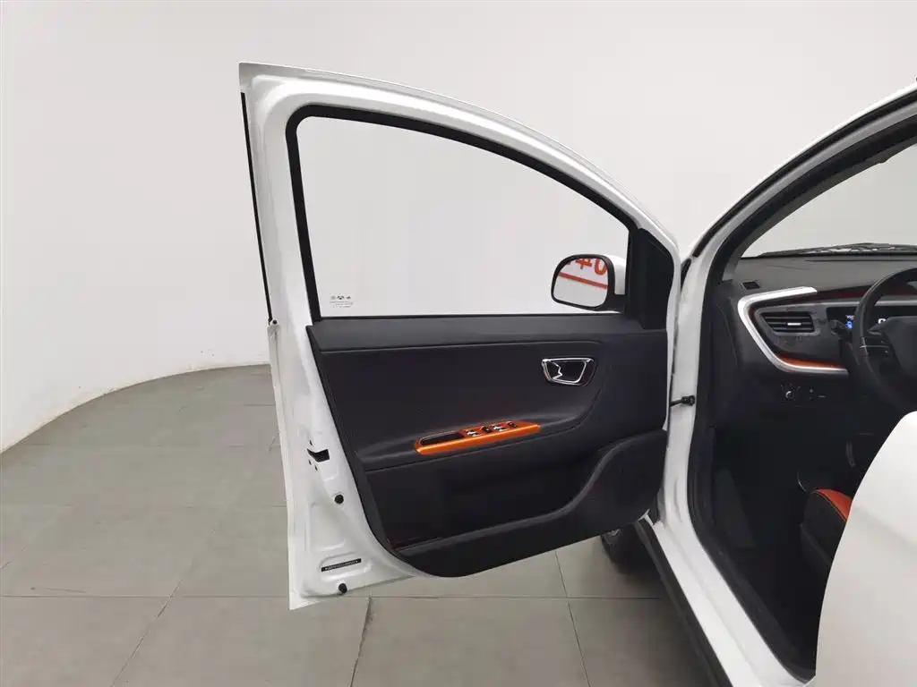 Geely X1 2017 1.3L AT