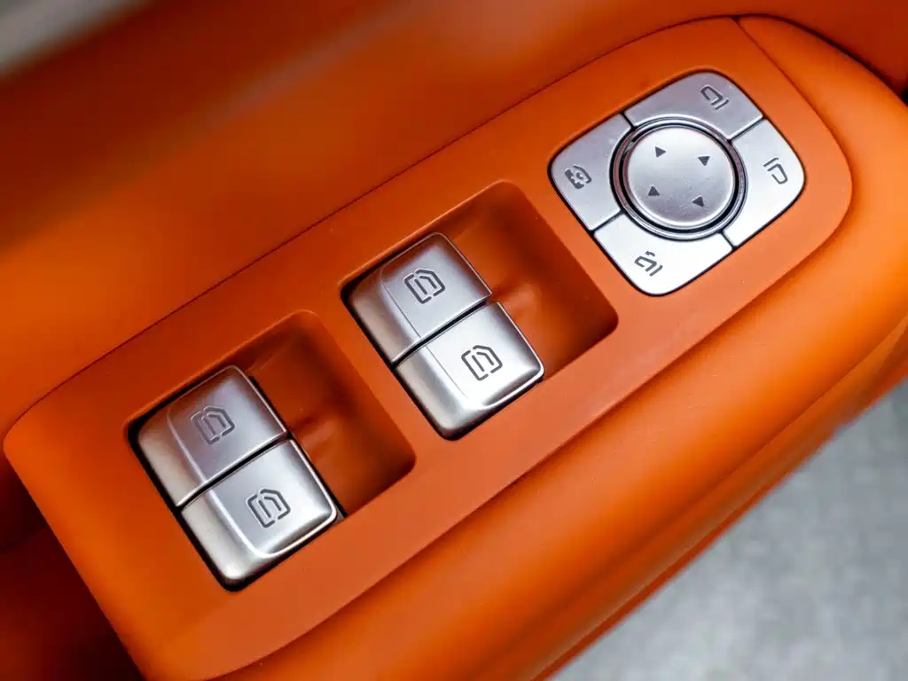 Li Auto Li L8 — миниатюра 25