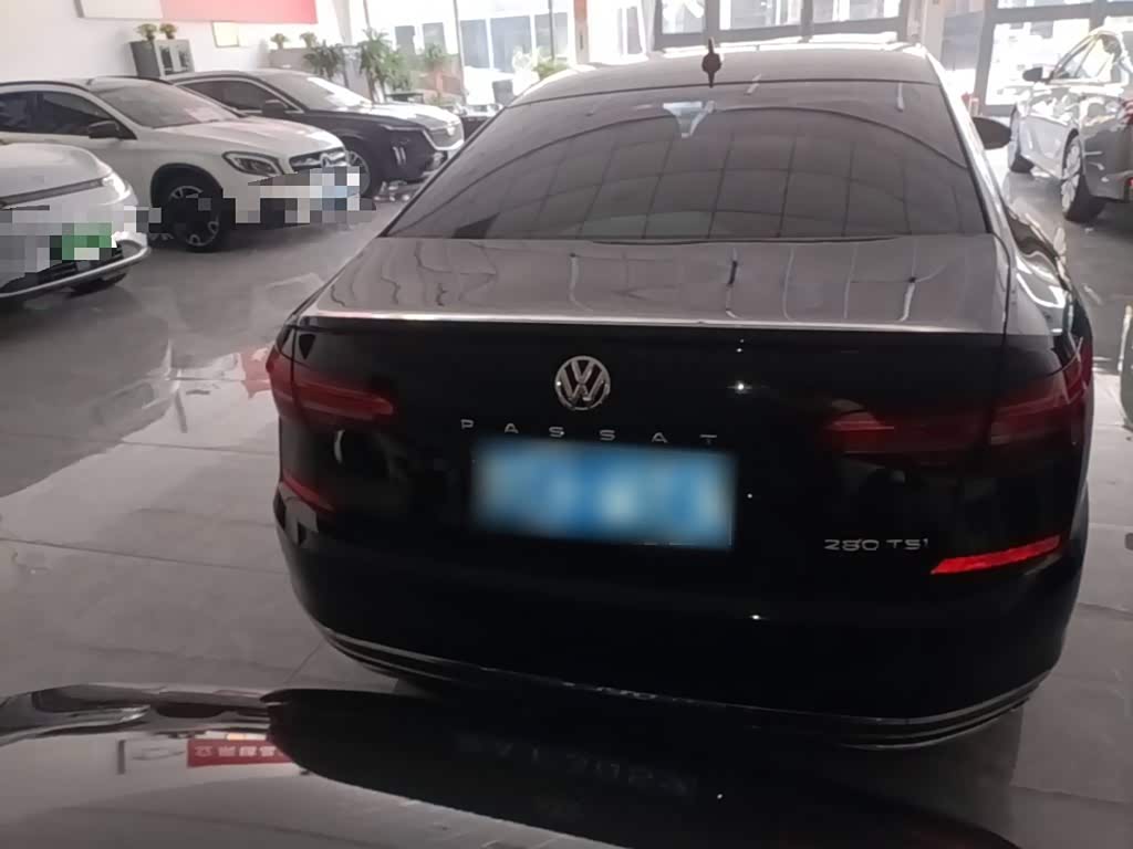 Volkswagen Passat 1.4 л 2021 г. Чёрный, пробег 45300 км