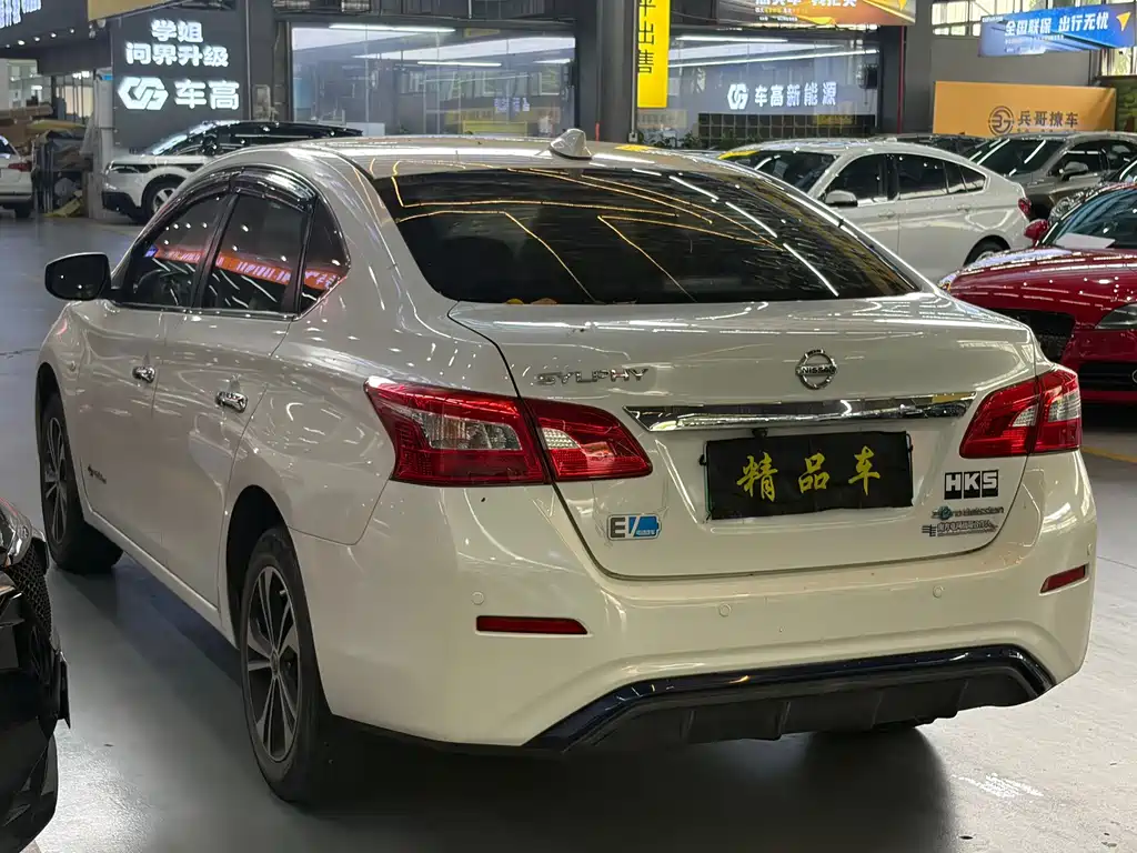 Nissan Sylphy EV — миниатюра 7