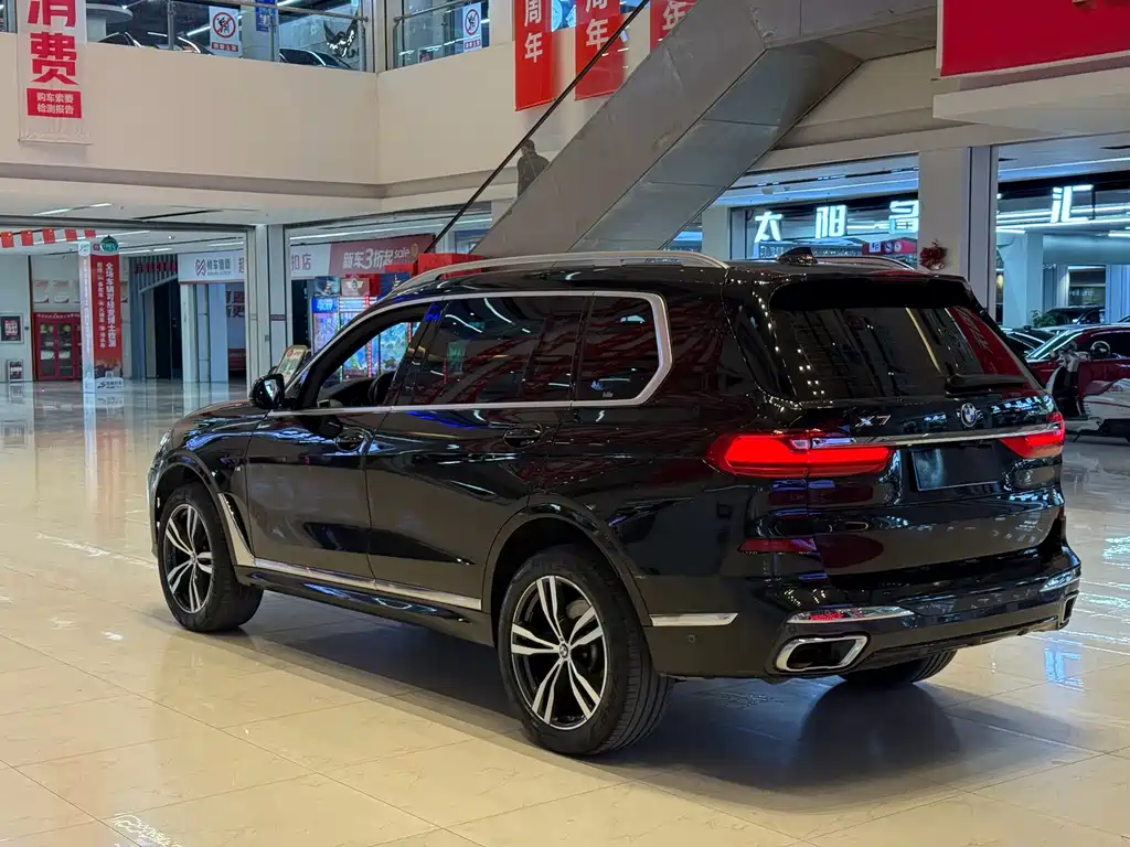 BMW X7 2021 — фото 5