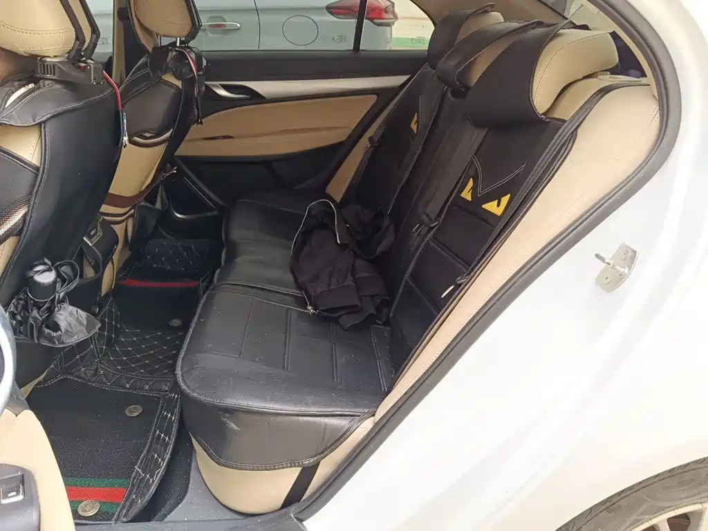 Geely Emgrand — миниатюра 18