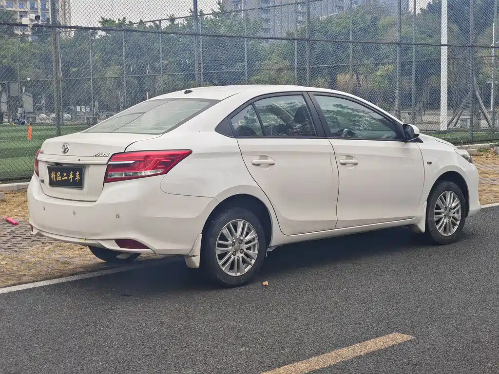 TOYOTA VIOS