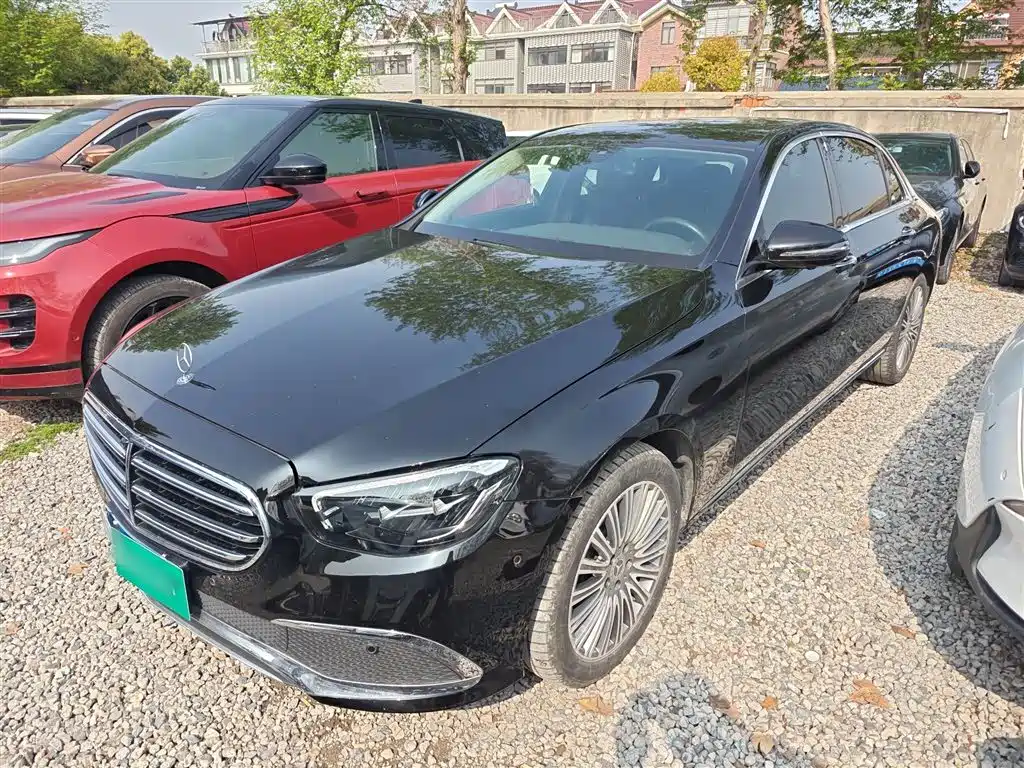 Mercedes-Benz E-Class 2023